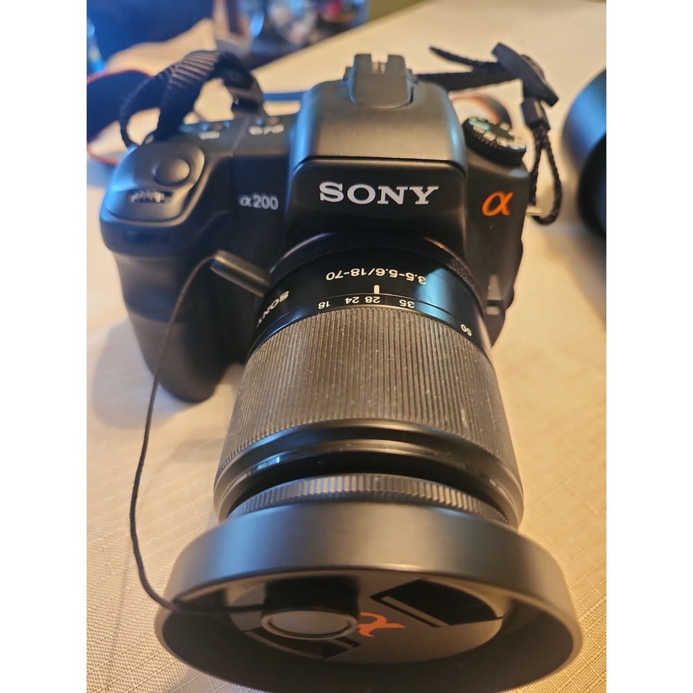 Sony Alpha DSLR-A200 10.2MP Digital SLR Camera W 18-70mm & 4.5-5.6/75-300 Lens - Picture 15 of 16